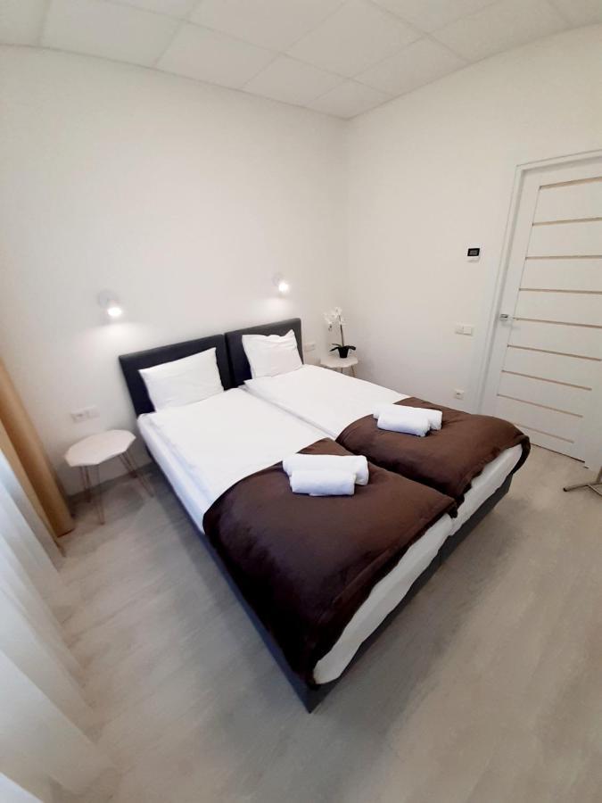 Apartments Daina ยูร์มาลา ภายนอก รูปภาพ