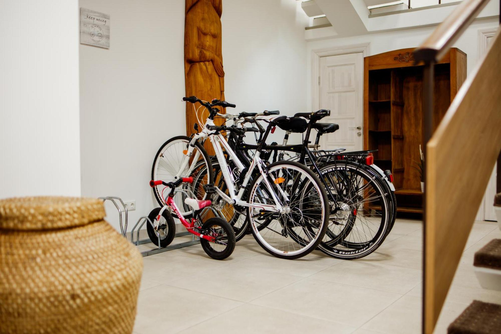 Apartments Daina ยูร์มาลา ภายนอก รูปภาพ